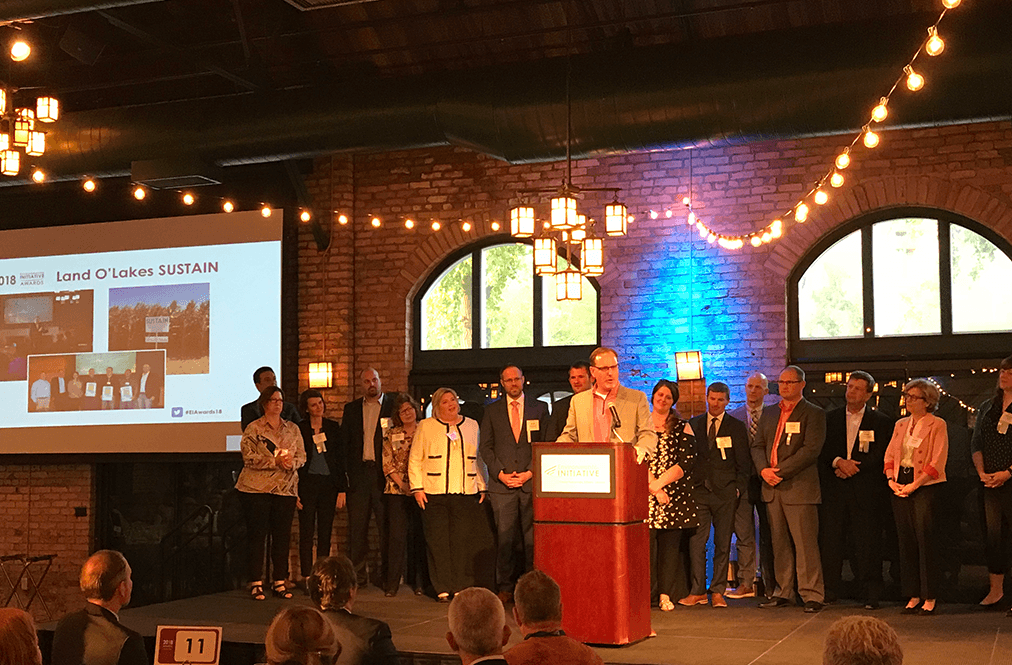 Land O’Lakes Sustain, project partners win 2018 Environmental Initiative Award for sustainable business leadership