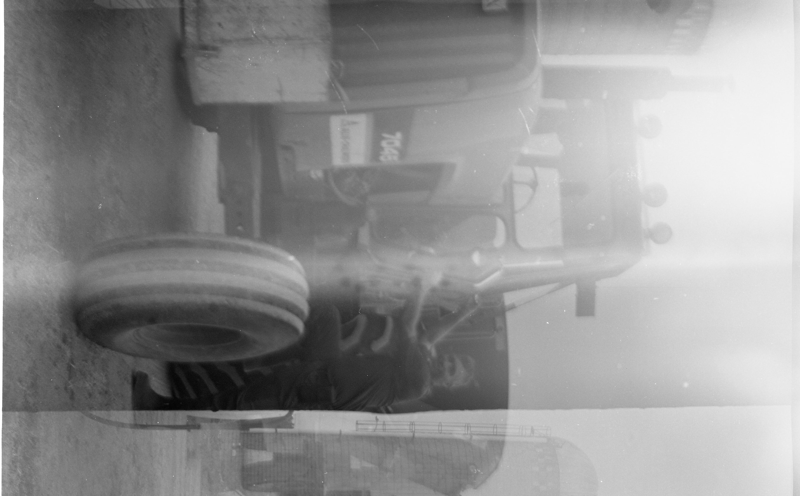 Description of photo 1